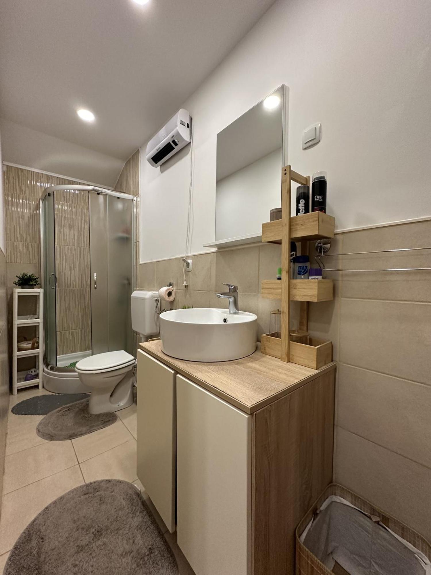 Albert Apartments Zagreb Airport Velika Gorica Eksteriør billede