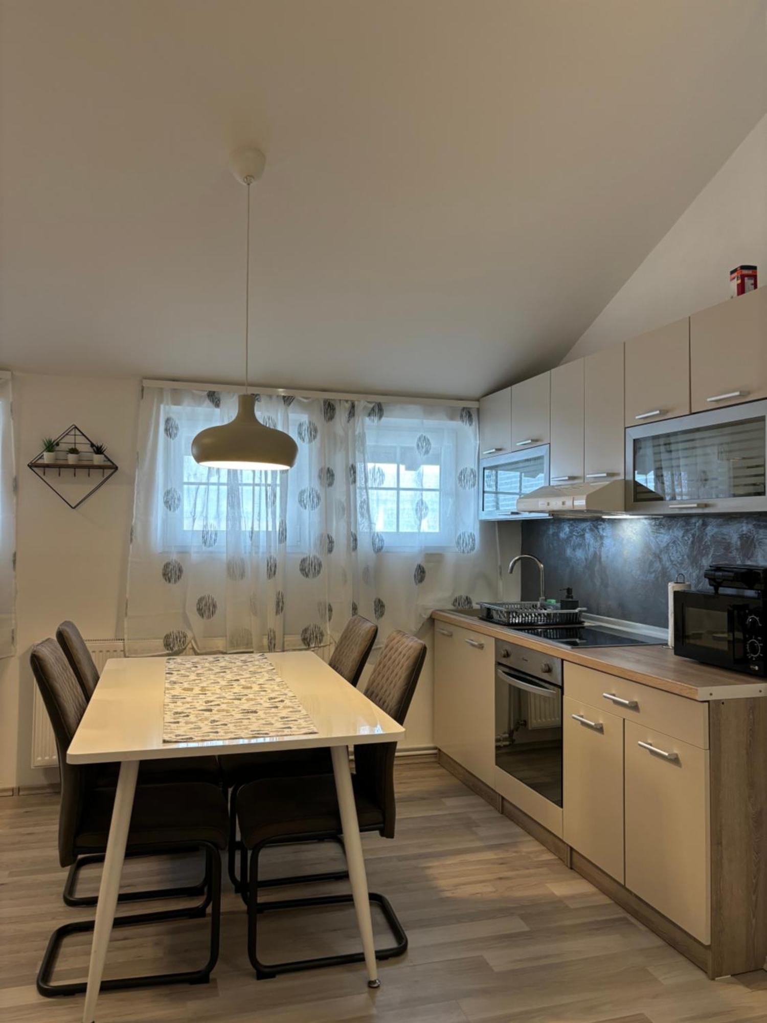 Albert Apartments Zagreb Airport Velika Gorica Eksteriør billede